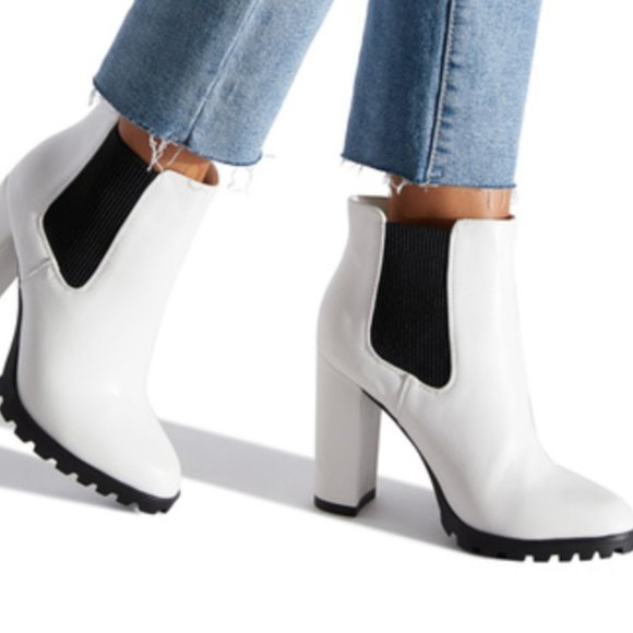 SHOEDAZZLE ADA LUG SOLE BOOTIE - Picture 4 of 5